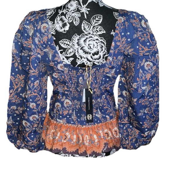 House of Harlow Lace Up Long Sleeve Blouse - Picture 4 of 5